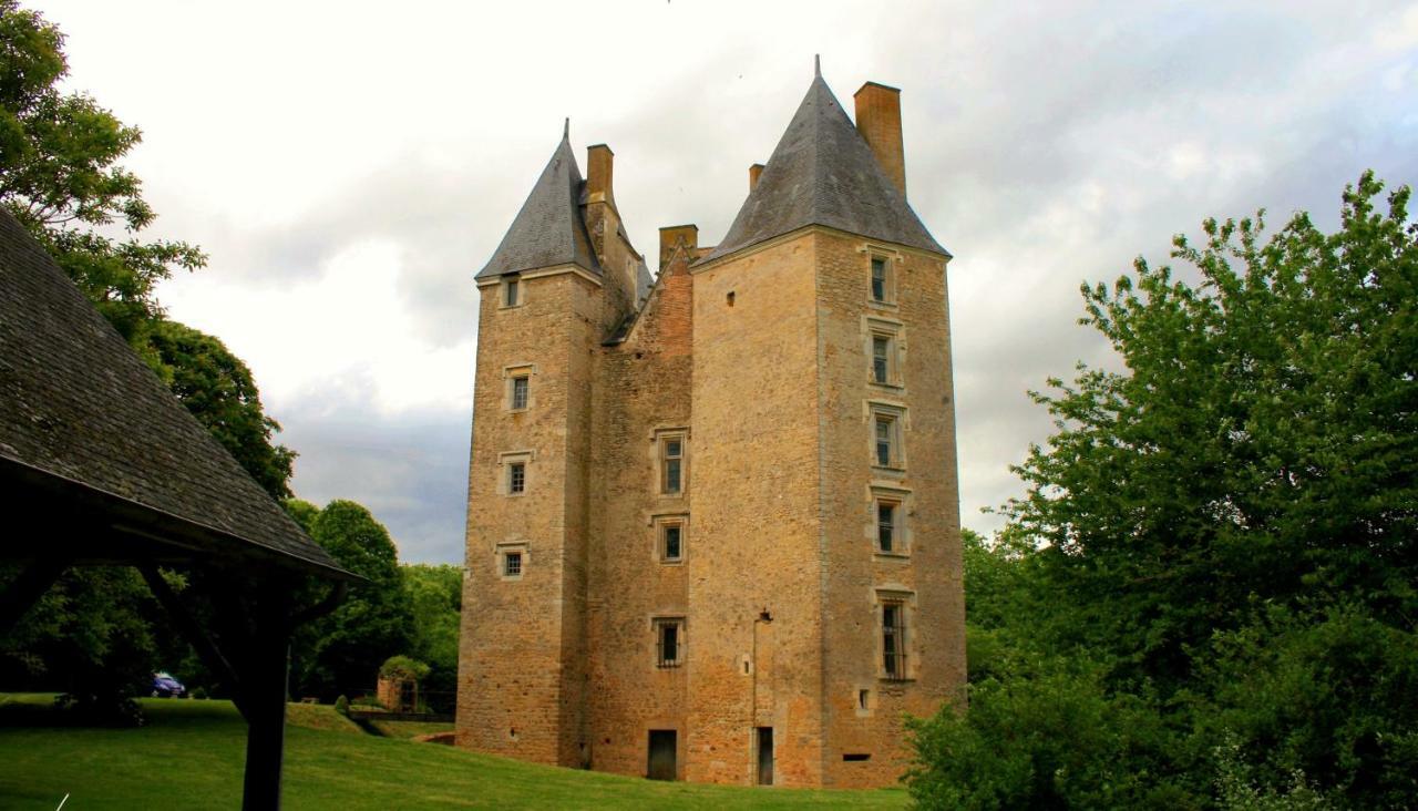 Logis De La Helberdiere Cossé-en-Champagne エクステリア 写真